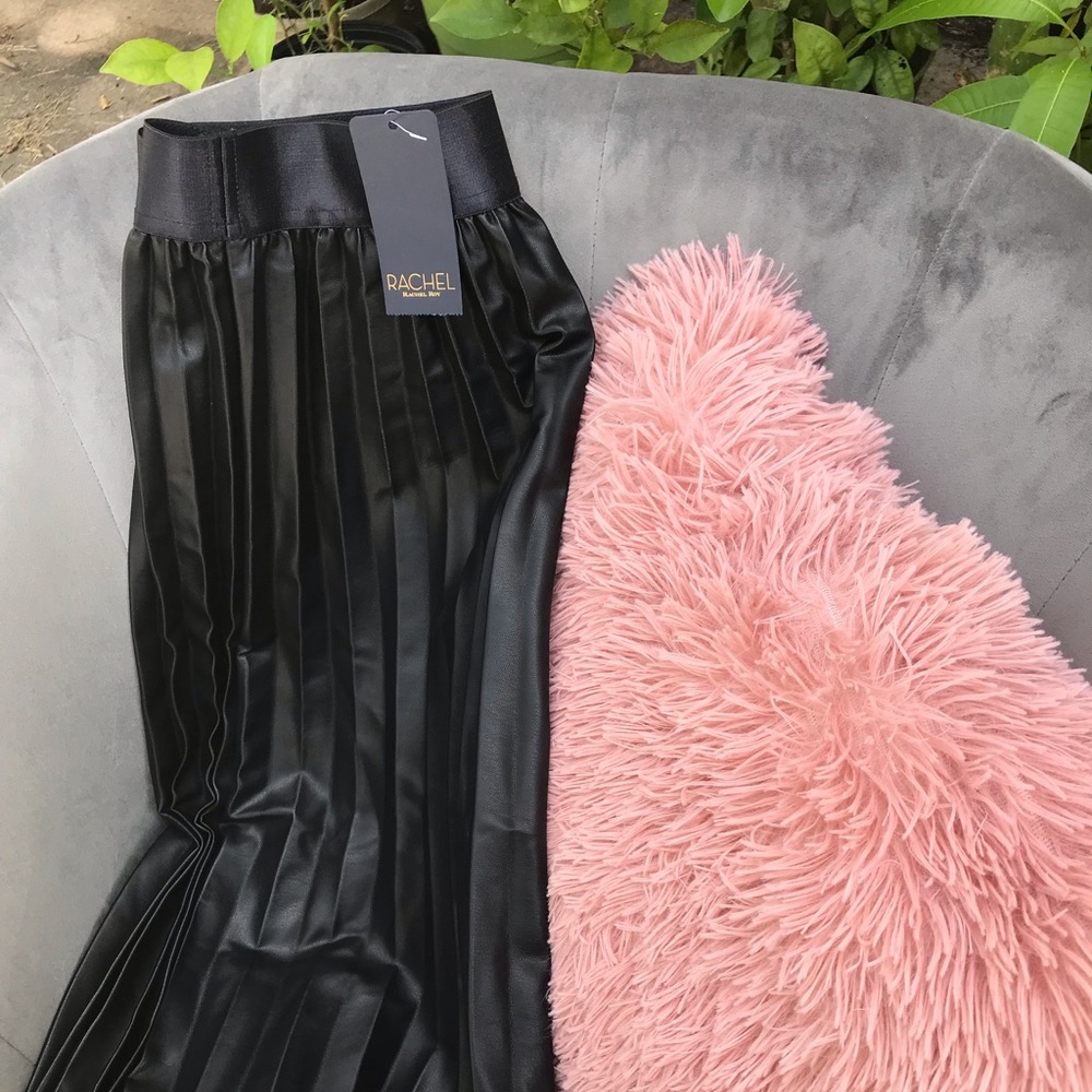 RACHEL ROY Women’s Midi Casual Faux Leather Pleated Black Skirt